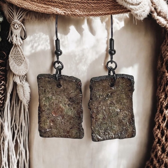 Genuine Maple Tree Bark Dangles - Picture 1 of 4